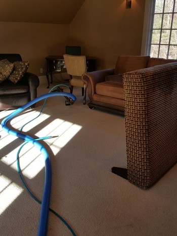 Carpet cleaning in Lakeville, MA